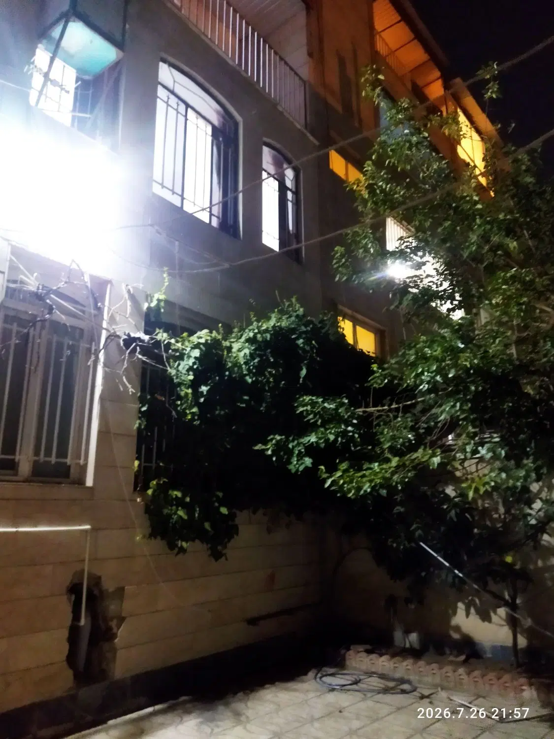 آپارتمان 55 متری  ارزان دسترسی آسان حتی دانشجو