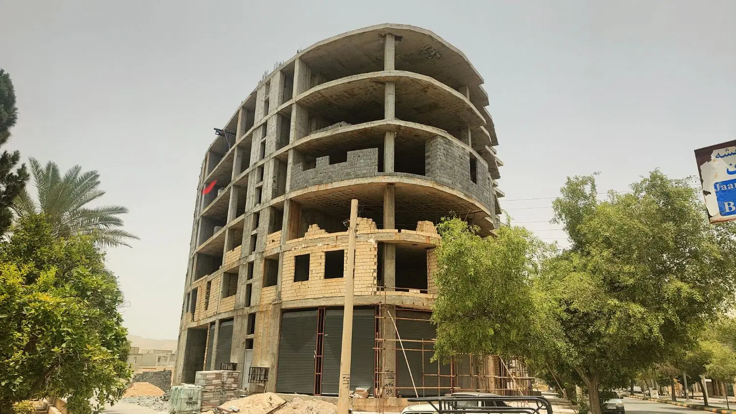 پیش فروش واحد مسکونی کنار پارک جام جم