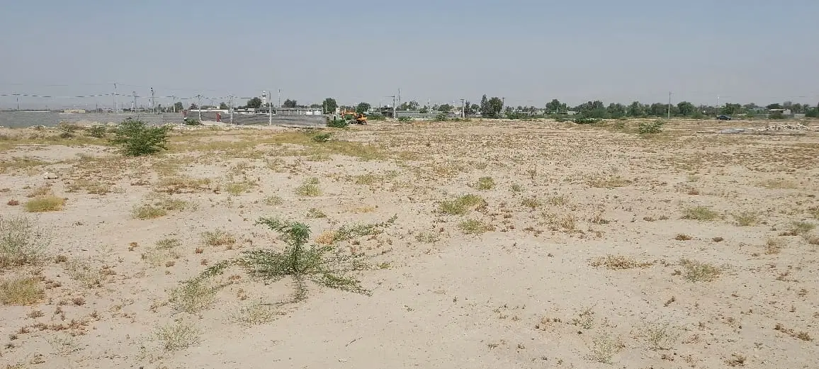 زمین ۶۰۰متری