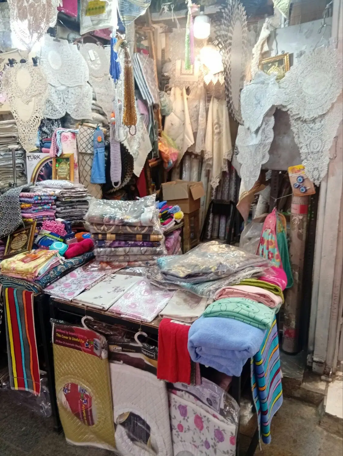 معازه،درراسته،بازار،بالا