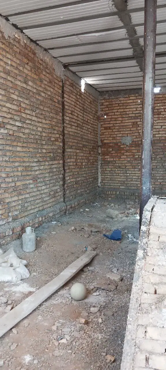 رجایی۴۸ نیمه کاره