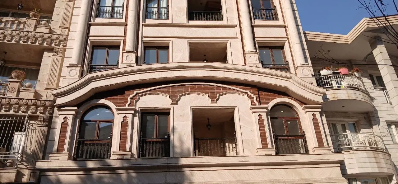 اپارتمان ۲۴۵متری ۳خواب در فرمانیه