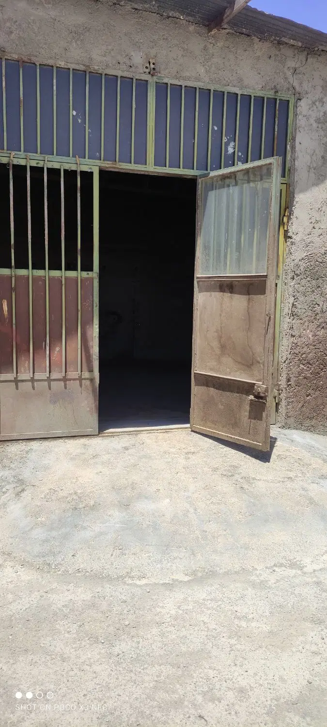 مغازه اجاره‌ای ۶۰ متری