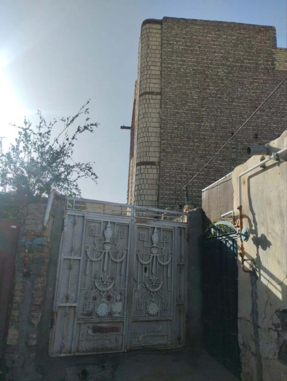 سه طبقه خیابون خرمشهر و مدنی