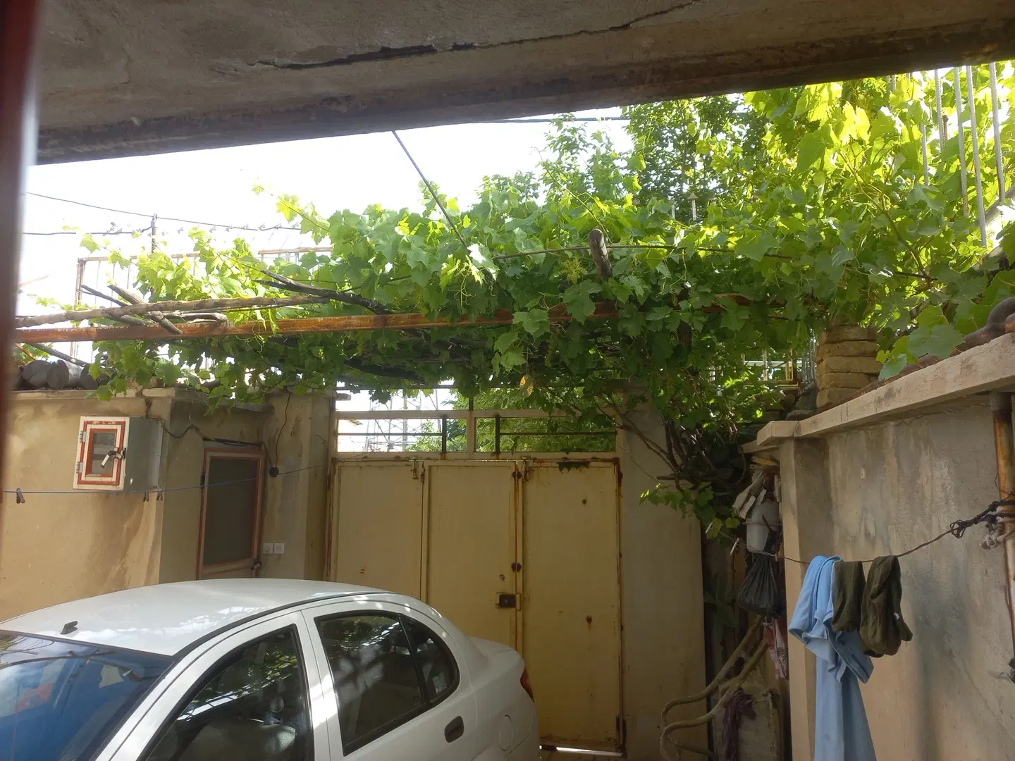 فروش منزل مسکونی ۲ طبقه سه راه مسکن