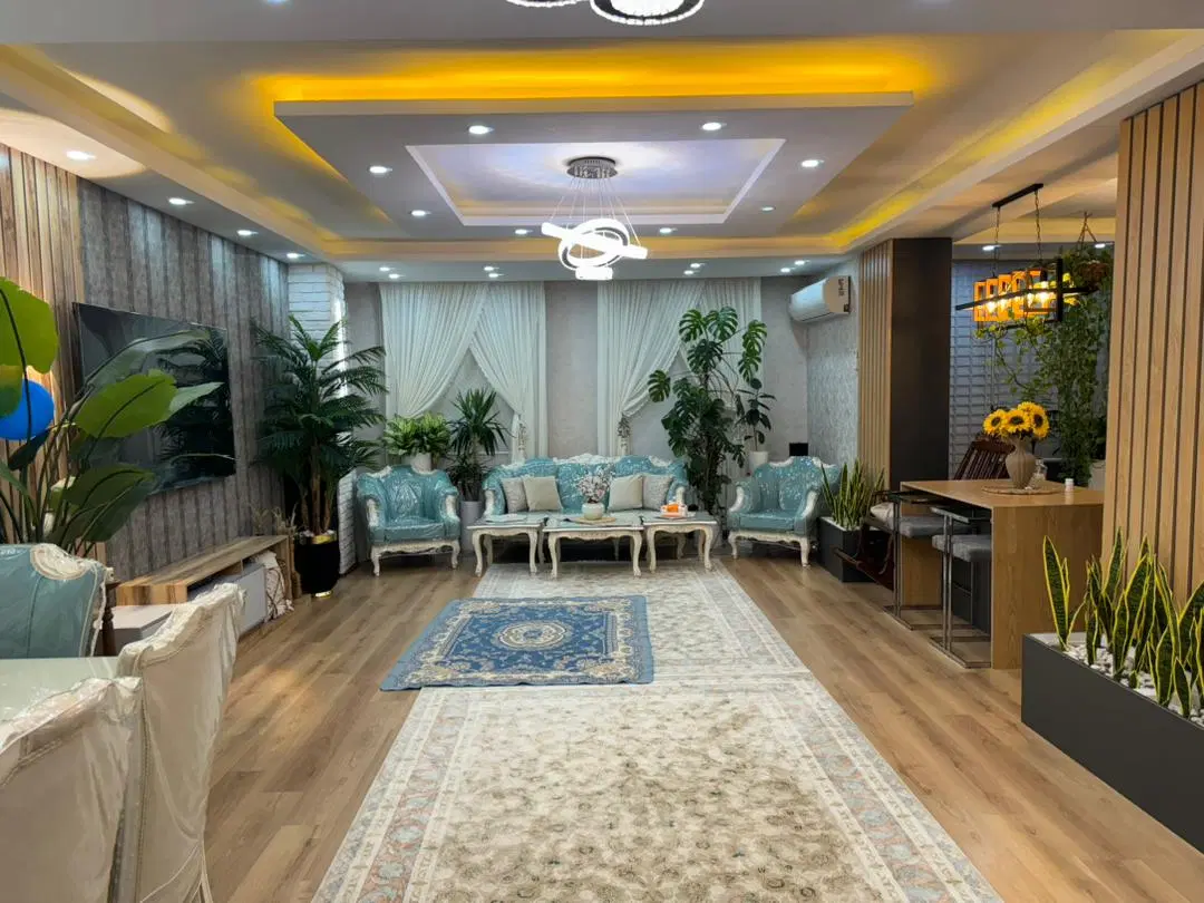 یک واحد اپارتمان شیک و خوش نقشه غرق نور
