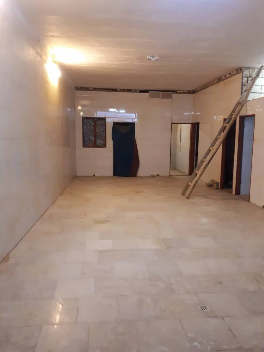 فروش سالن تجاری