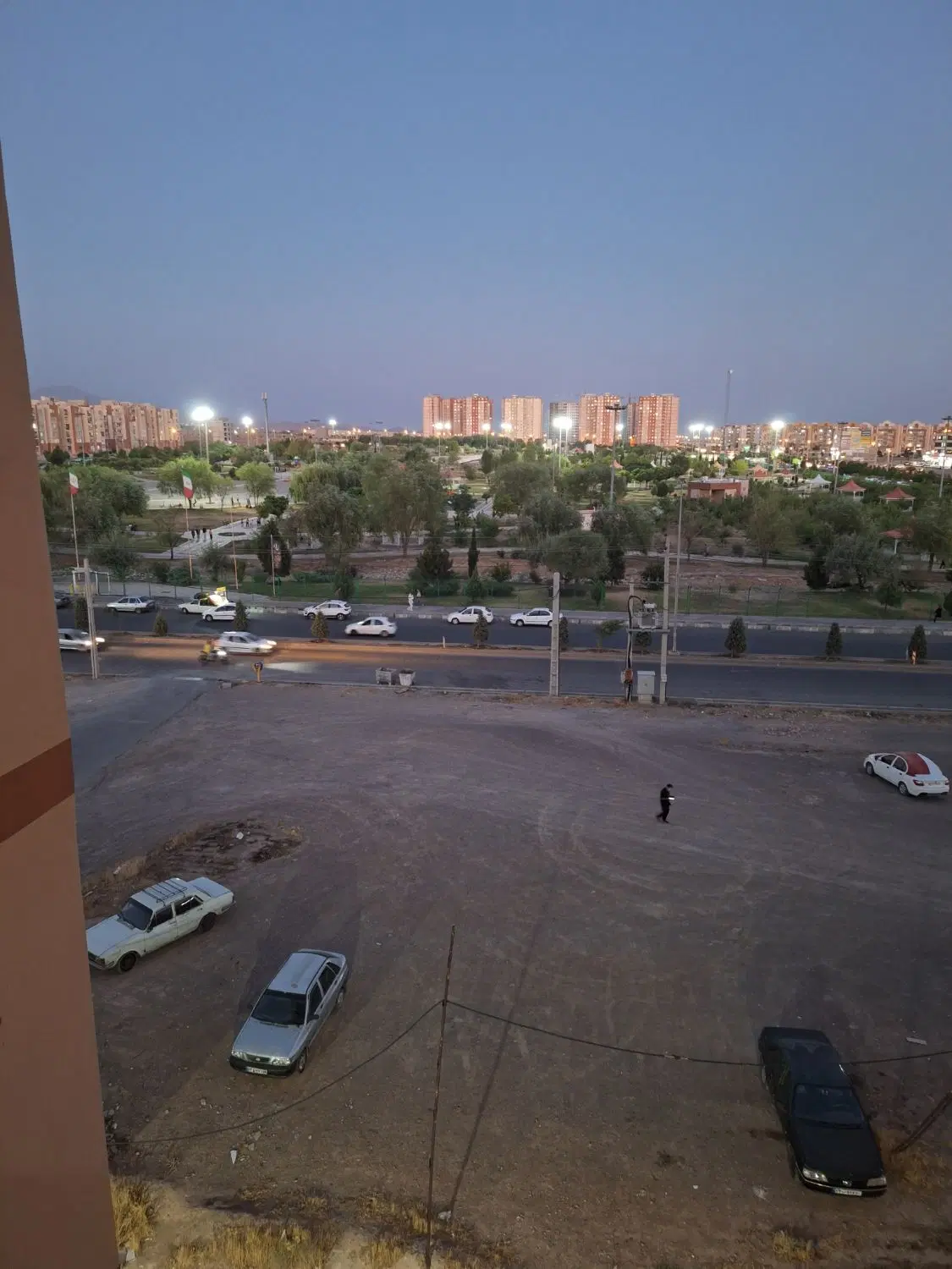 یک واحد آپارتمان در مهرگان