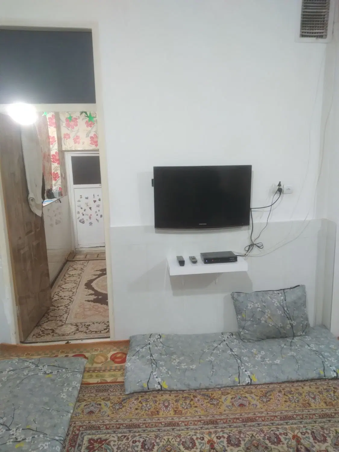 یک دستگاه ساختمان دربست ویلایی