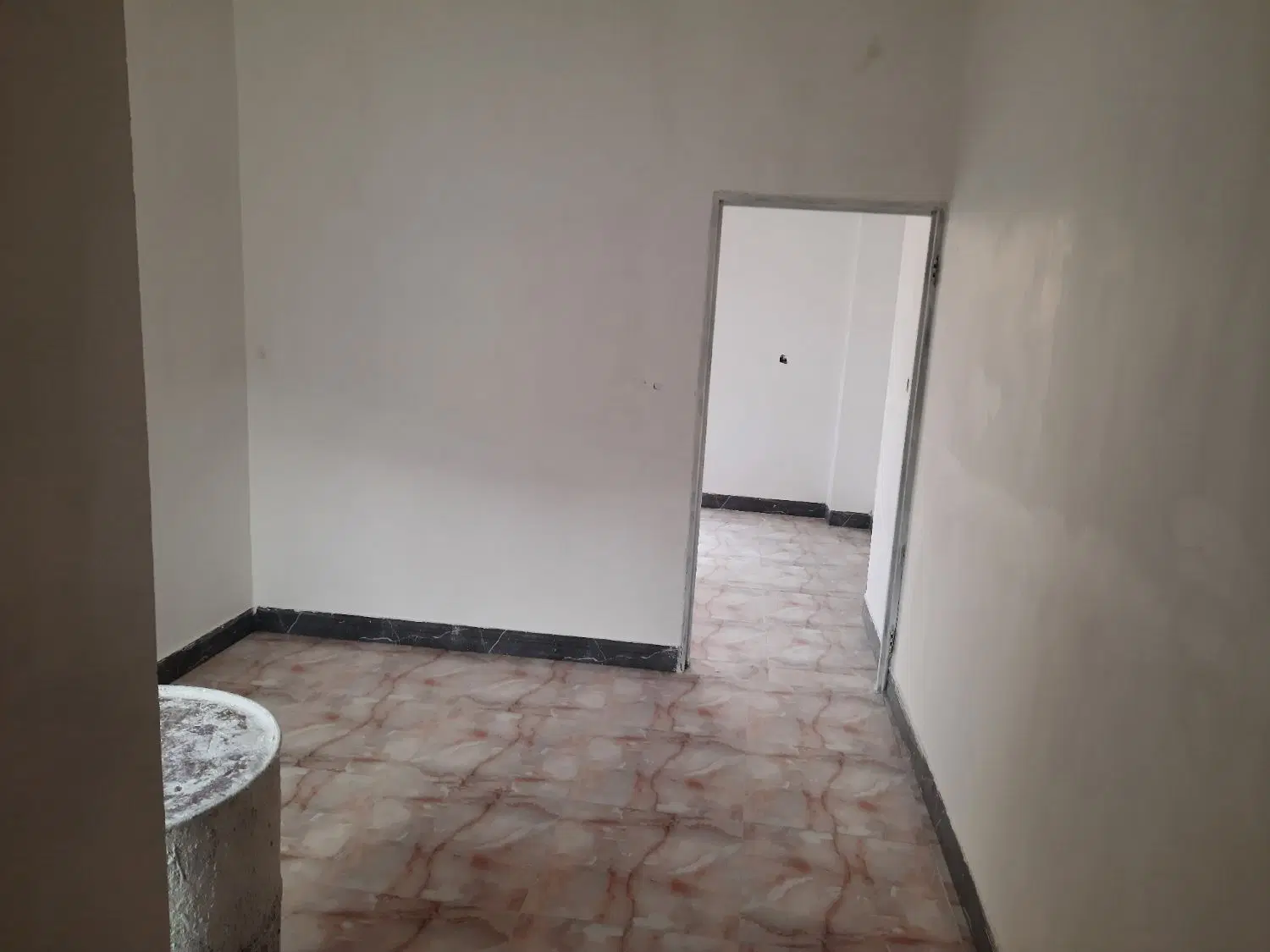 خانه ۷۰ متری خشک