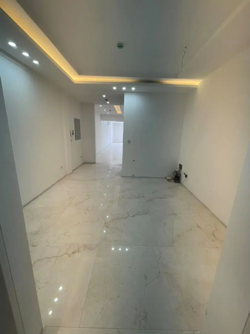 اجاره واحد اداری ۱۳۵ متری_بلوار جمهوری