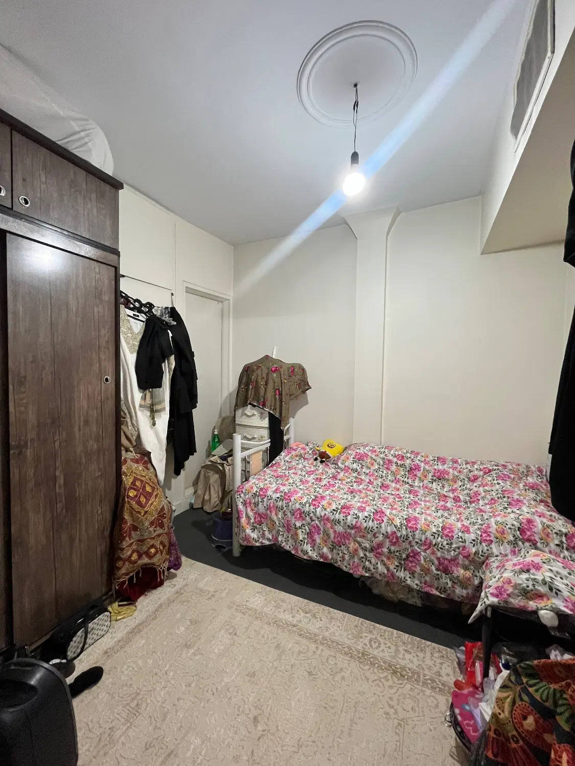 ابتدا کیانی ۳۰ثانیه تا مترو