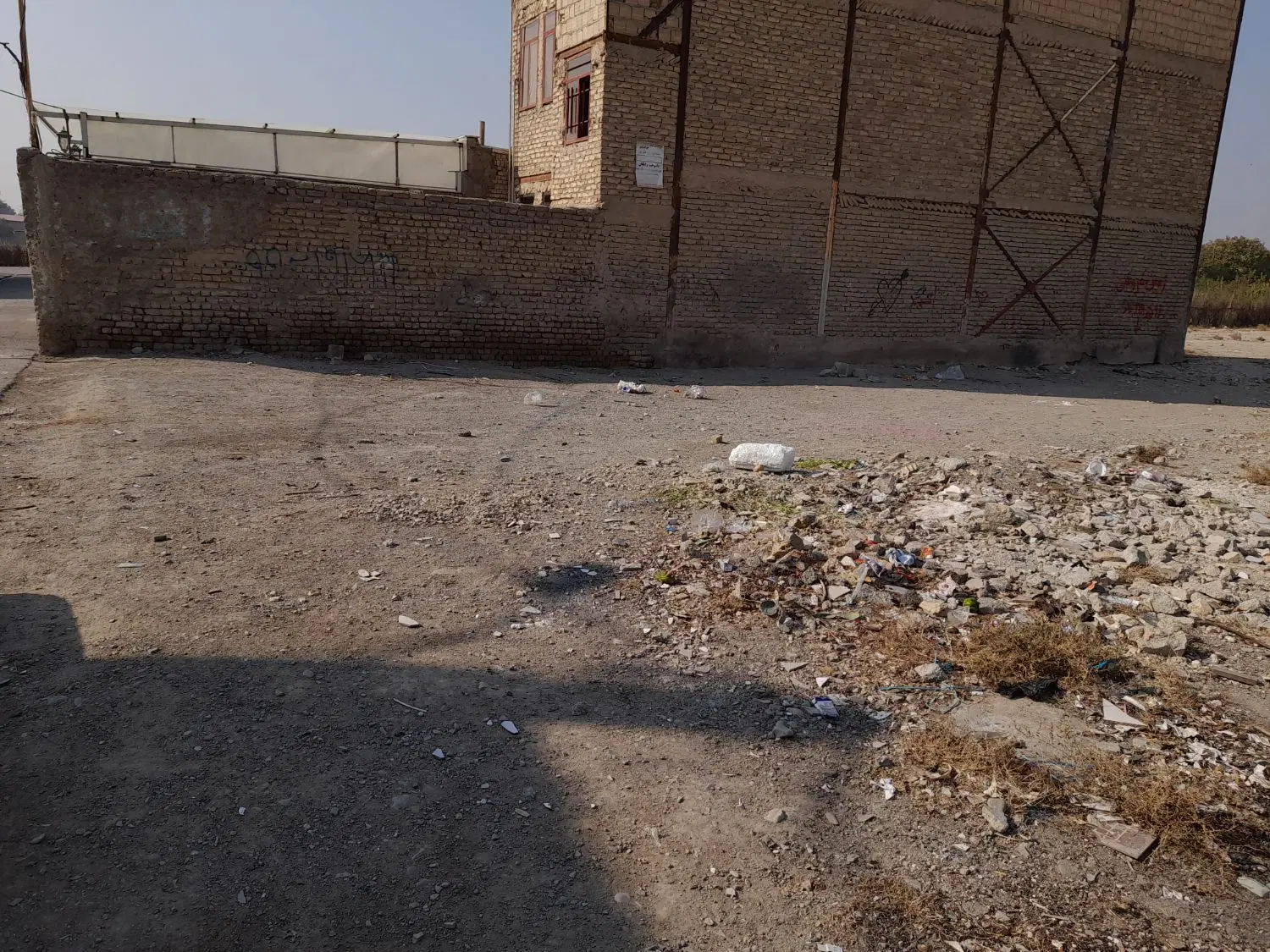 ۱۱۵متر زمین در دهشاد با ماشین هم معاوضه میکنم
