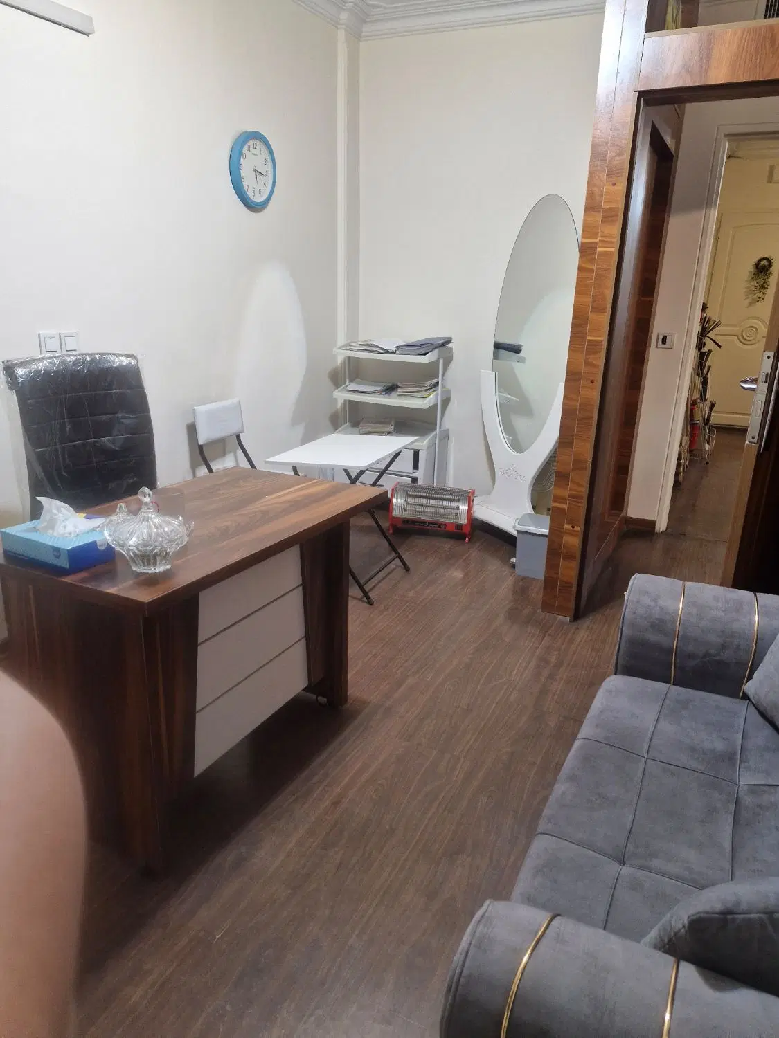 اتاق اجاره ای در مطب زیبایی