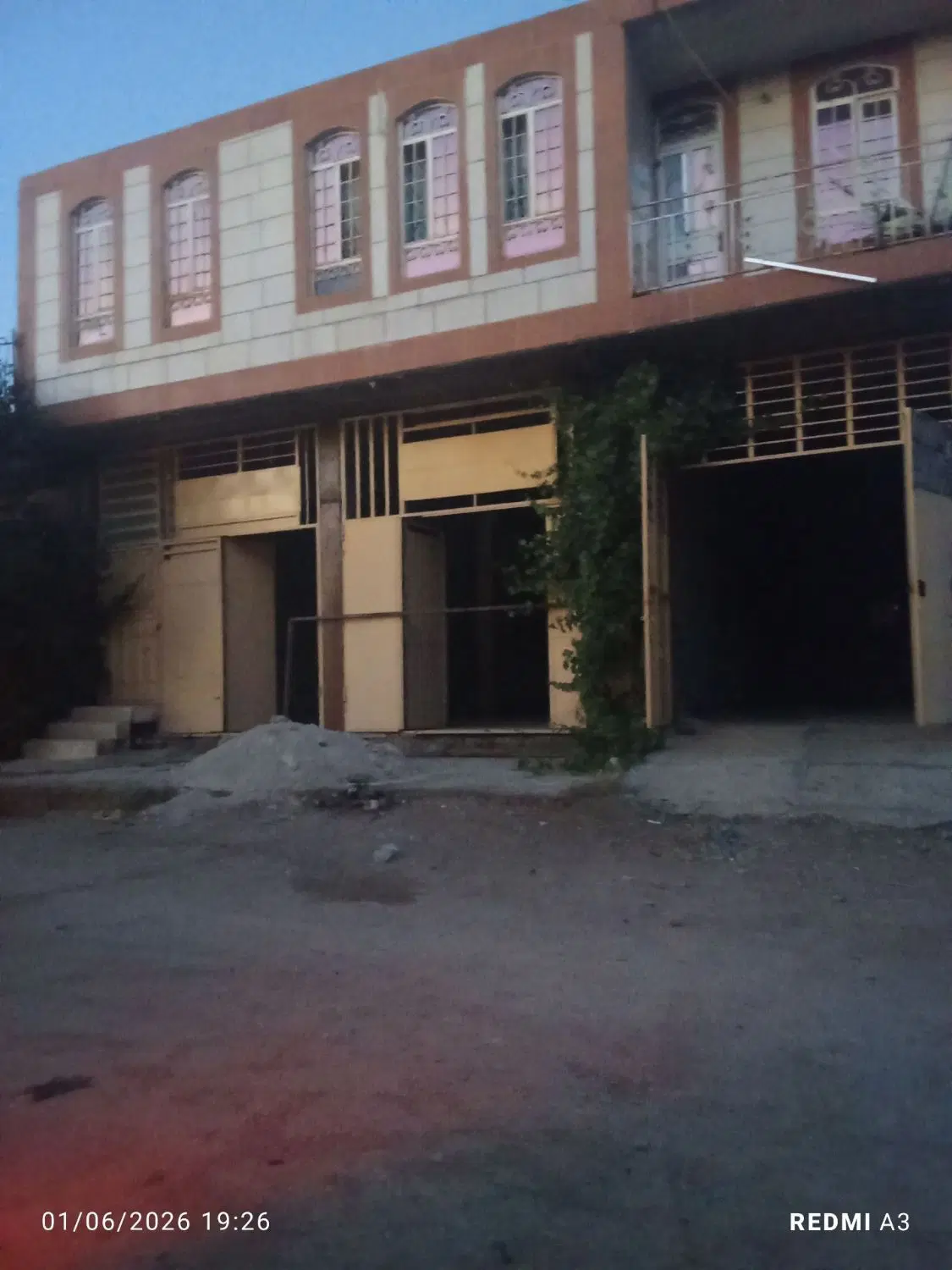 خانه ومغازه جوشکاران
