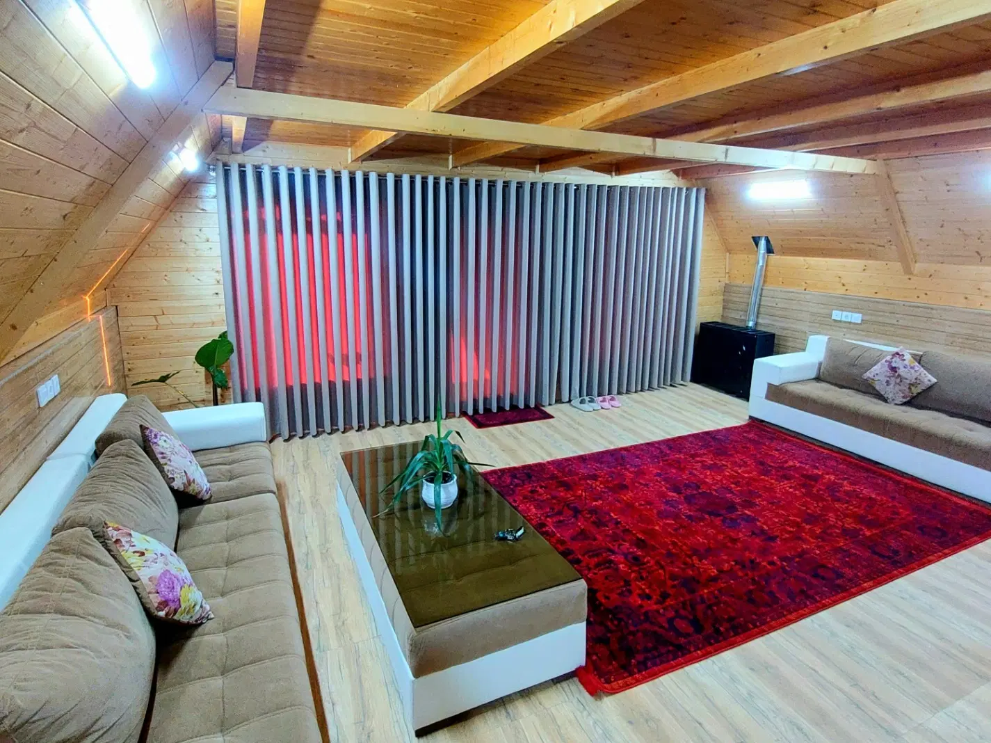 اجاره کلبه سوئیسی در لفور