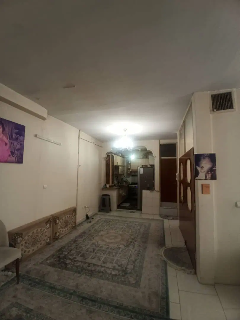 ۶۳متر طبقه اول فقط خانواده خ ۱۷شهریور خ صفای غربی