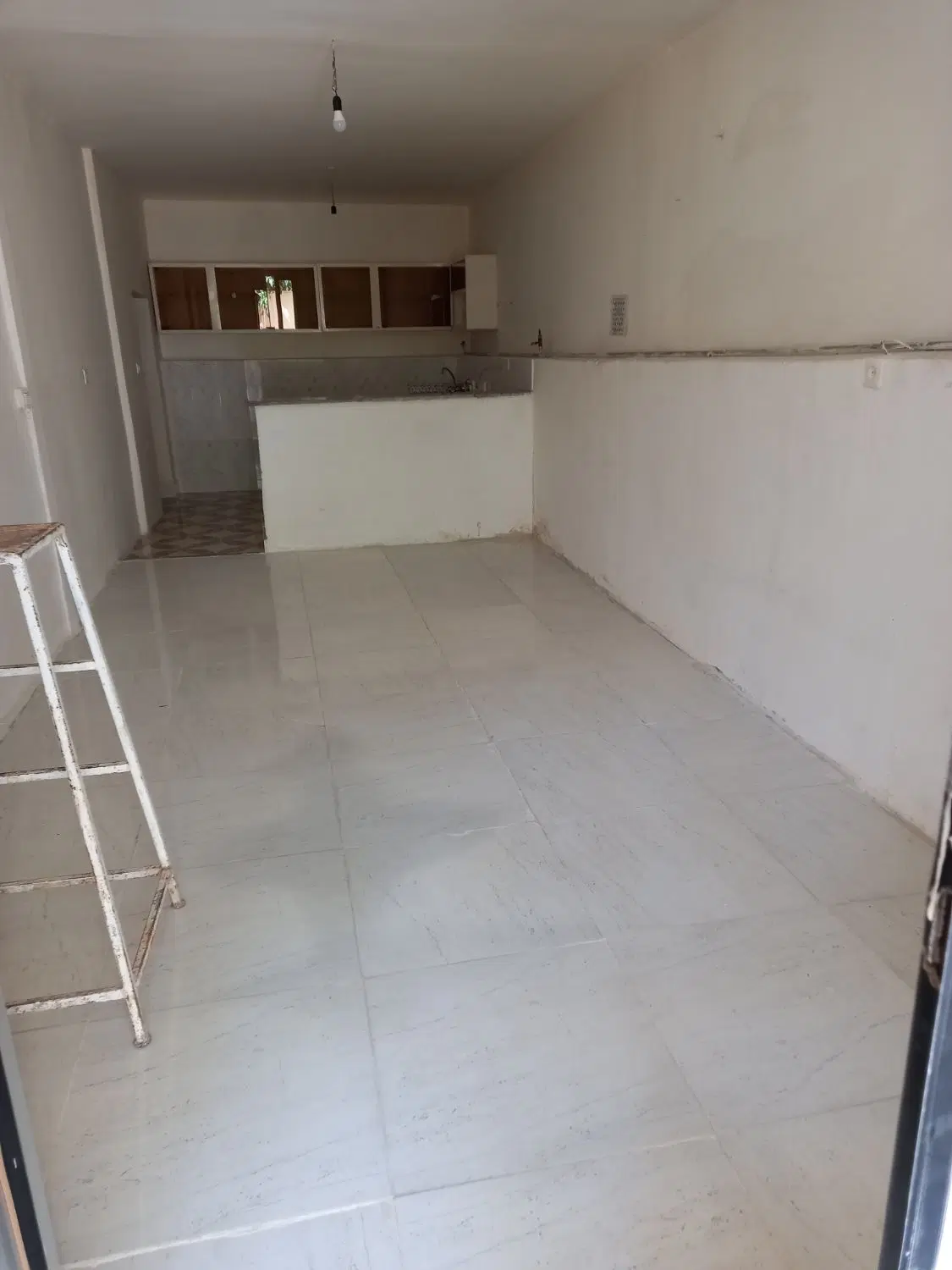 فروش یک واحد خانه