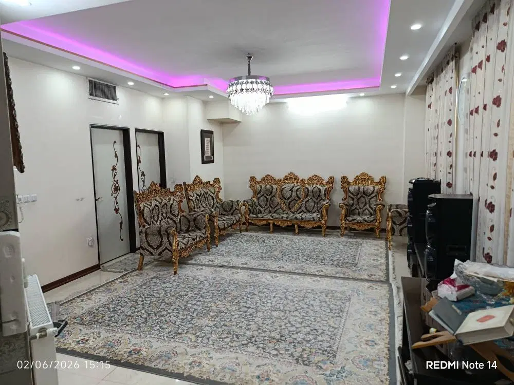 آپارتمان ۷۵ متری ۲ خواب به همراه انباری ۱۰ متری