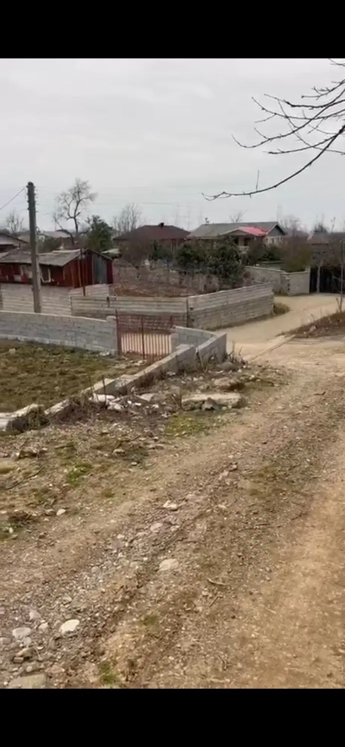 زمین۲۴۲متری سنددار در اسالم