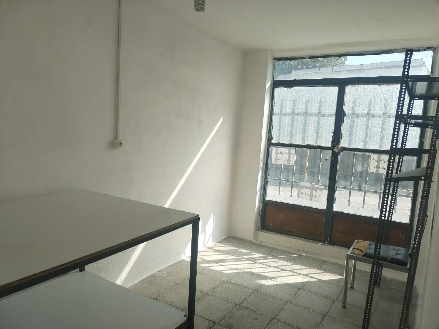 مغازه 12 متری