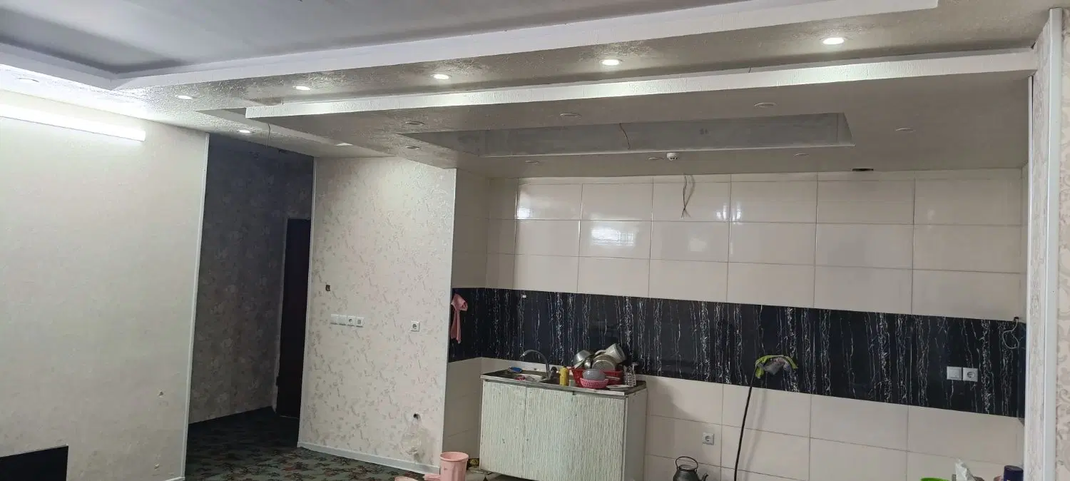 دو خوابه 80 متری طبقه دوم کهندژ