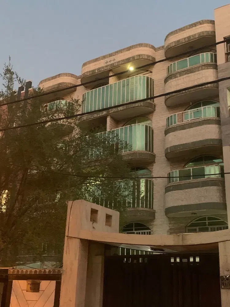 فروش واحد مسکونی تمیز