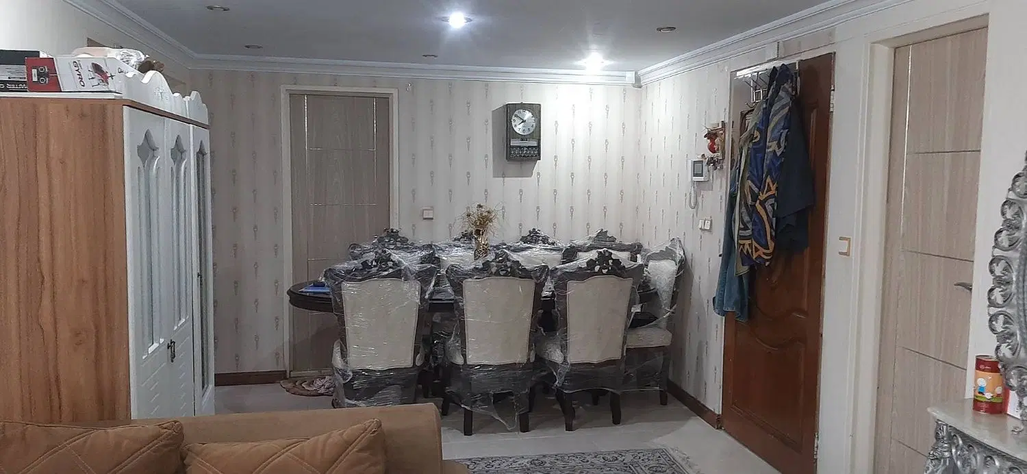 برمرزداران شرق حیاط دربست محل کار یا مسکونی