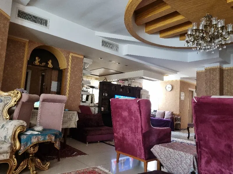 تک واحدی ۱۸۱ متر طبقه پنجم