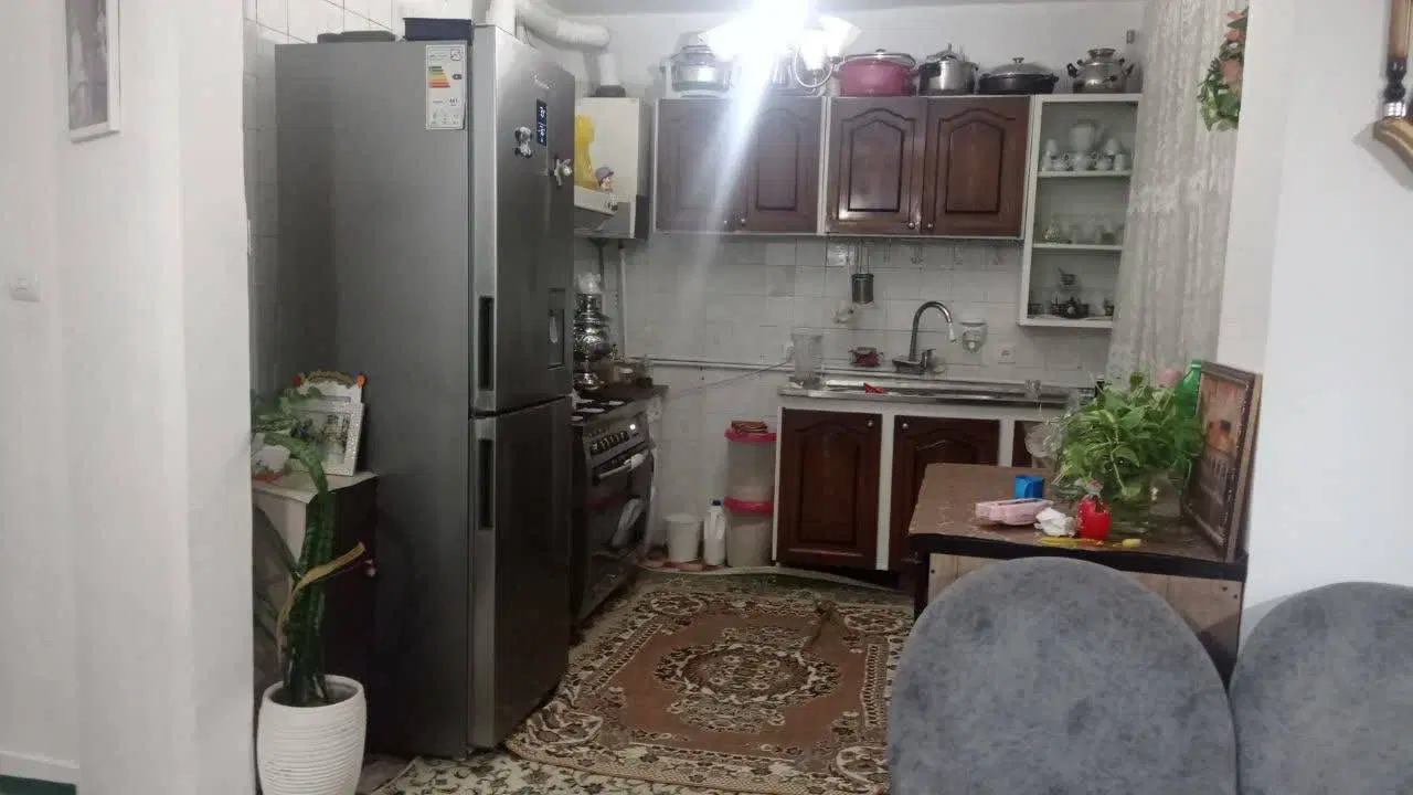 آپارتمان ۸۱ متری با پارکینگ در شهرک ولیعصر بافان