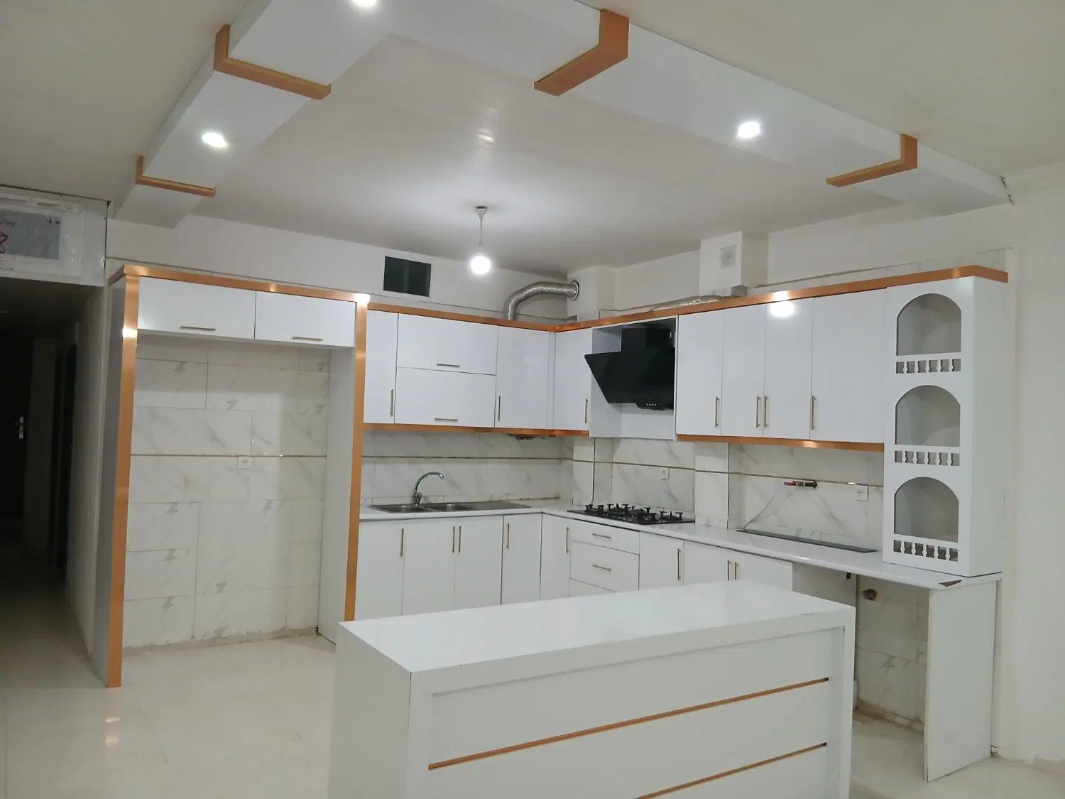 دوخوابه  ۹۰متری با پارکینگ
