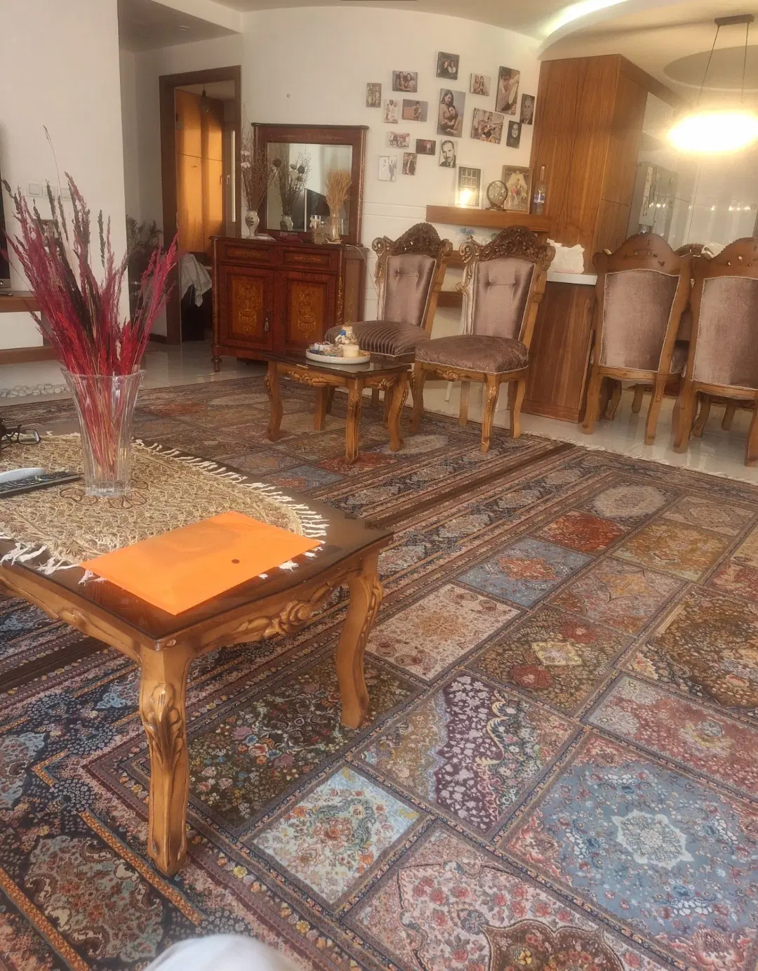 نیازمند هم خانه یک خانم بی حاشیه