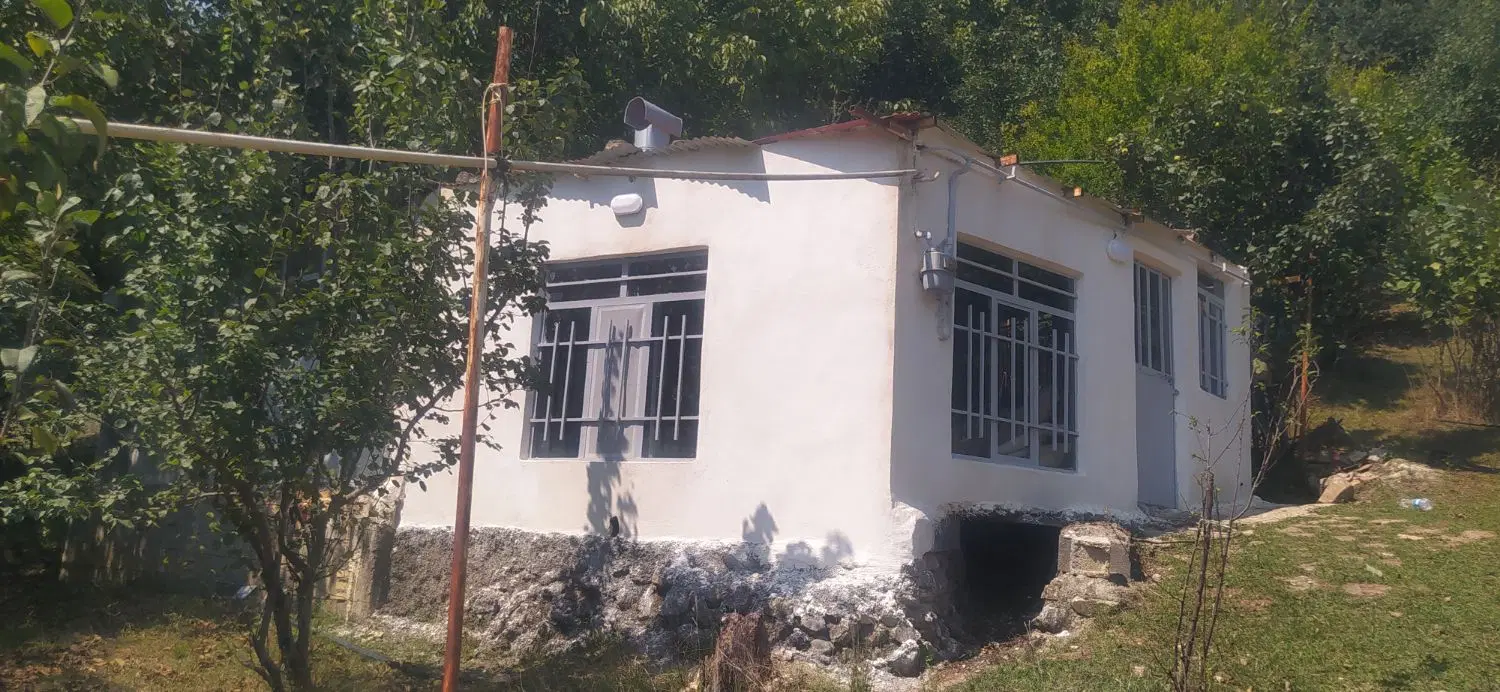 زمین مسکونی ییلاقی با خانه حدود ۶۰ متری