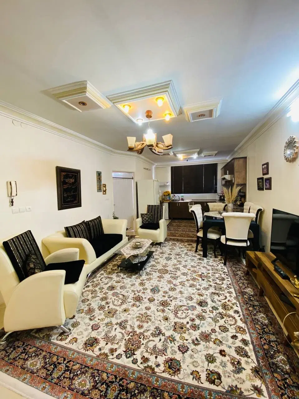 آپارتمان ۹۰متری
