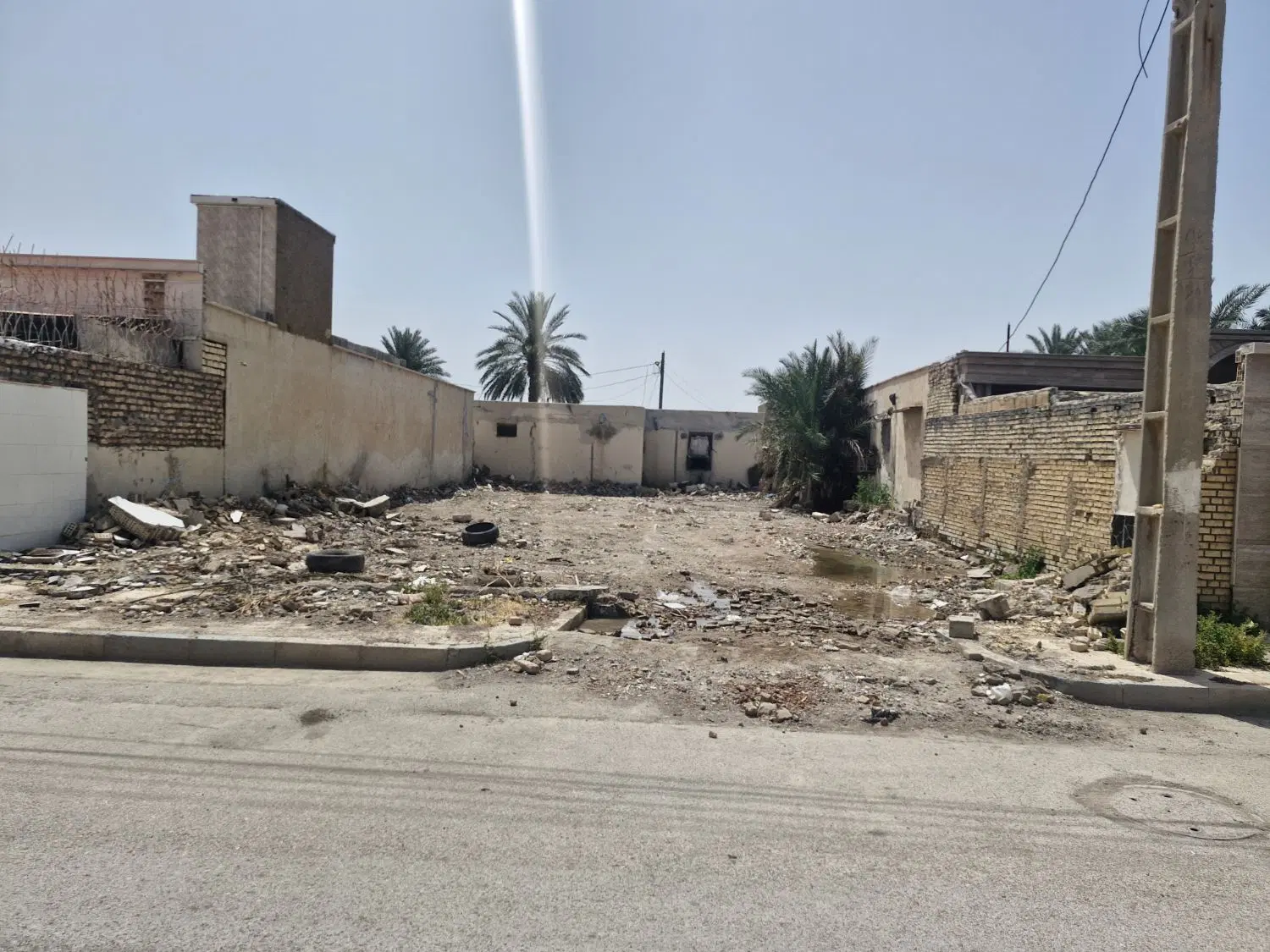 فروش یک قطعه زمین به متراژ۳۰۶متر باسند تک برگ