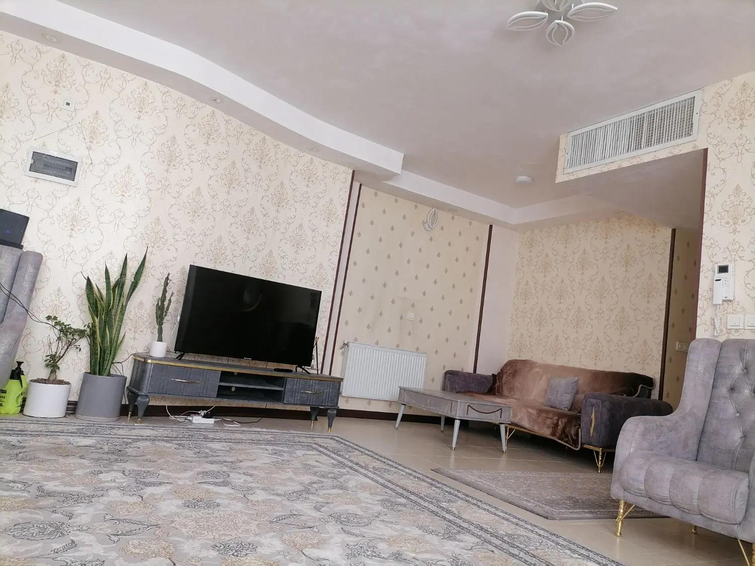 فروش واحد دو خواب بناسازان صدرا