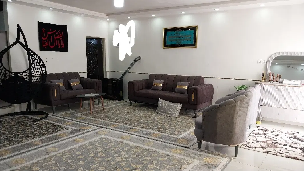 آپارتمان شیک و تمیز و غرق نور