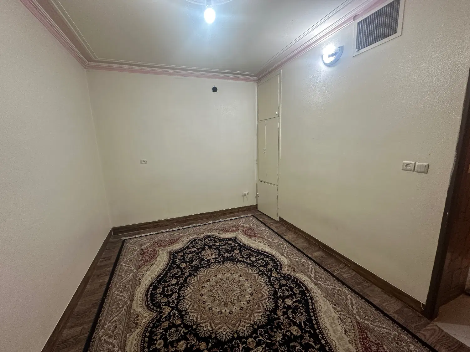 اپارتمان عطار 82متری دو خواب