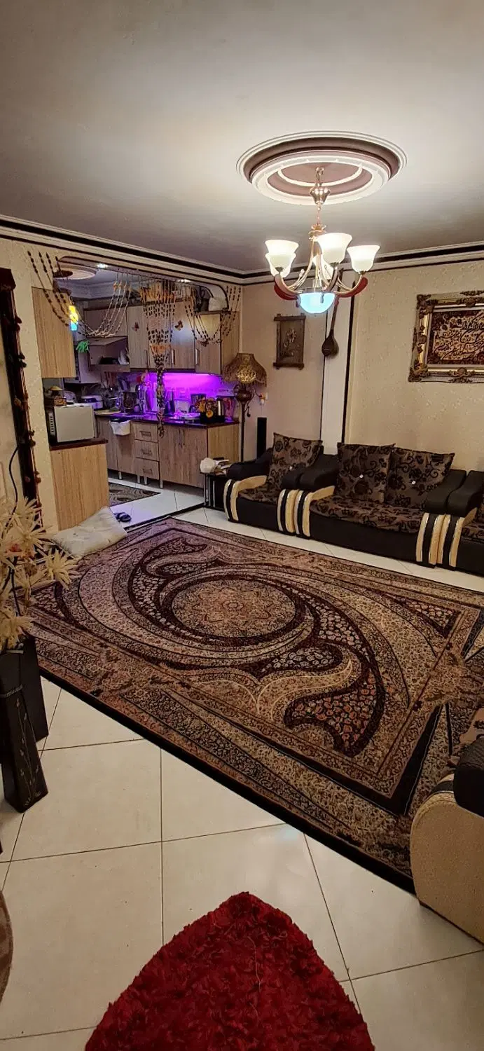 همخونه میخوام