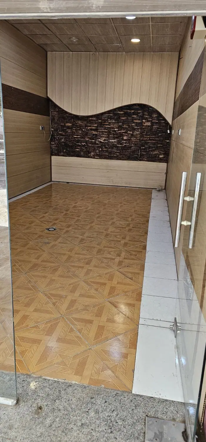 مغازه ۲۴ متری در بازارچه