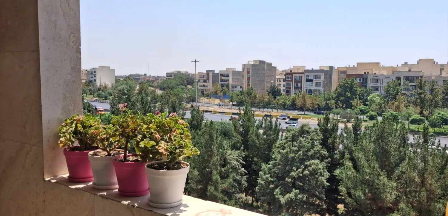 آپارتمان 121 متری دو خواب
