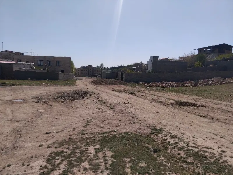 زمین مسکونی ۶۰۶متری سنددار شهرک خورهشتگرد