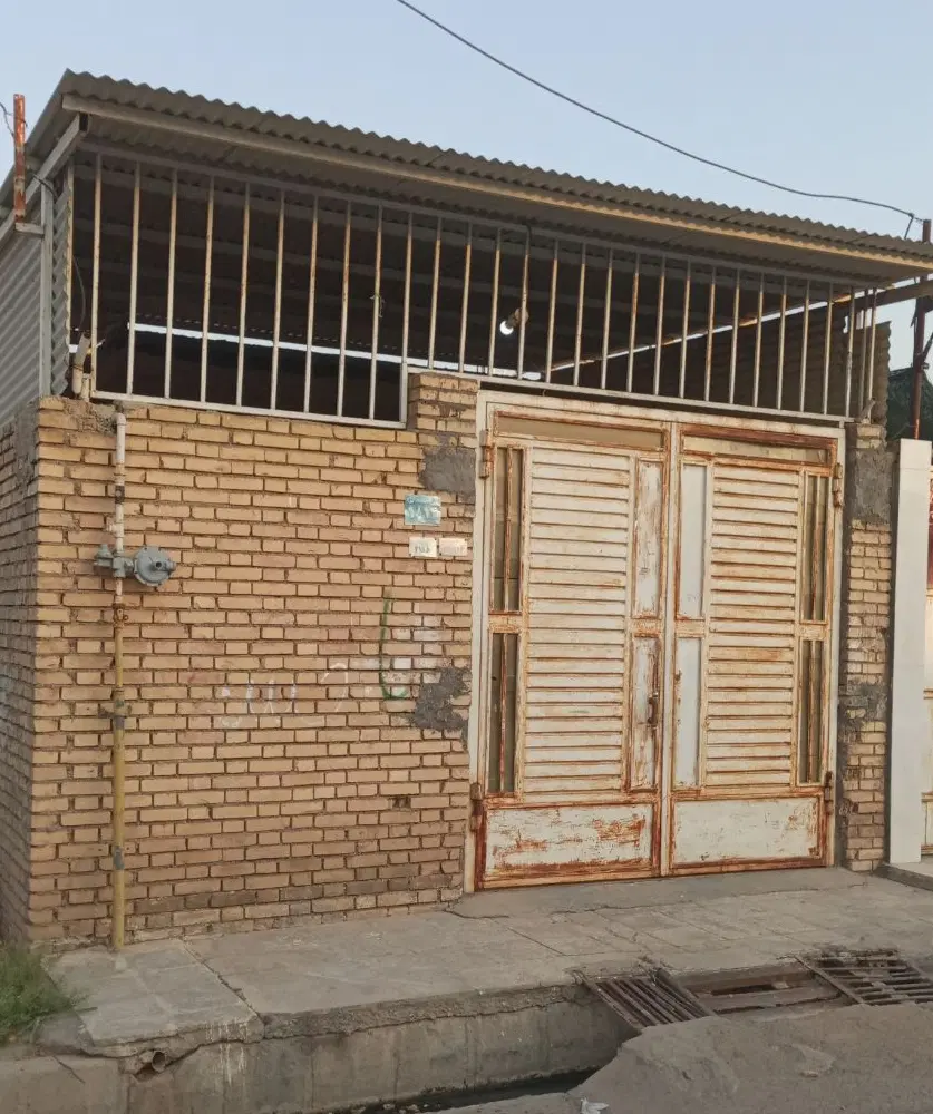 منزل ۱۰۰متری شهرامام خیابان نشاط۷