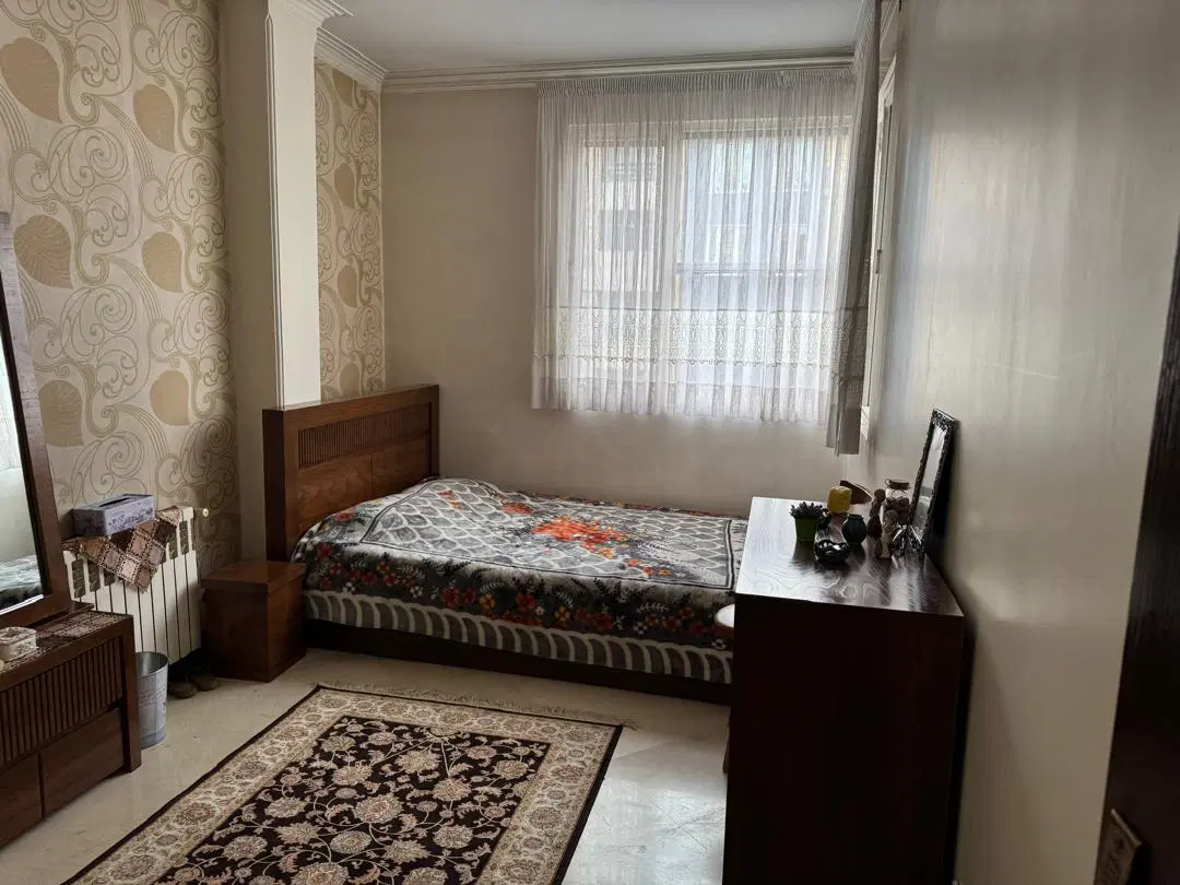 ۱۳۷ متر ۳ خوابه خیابان ریحانی