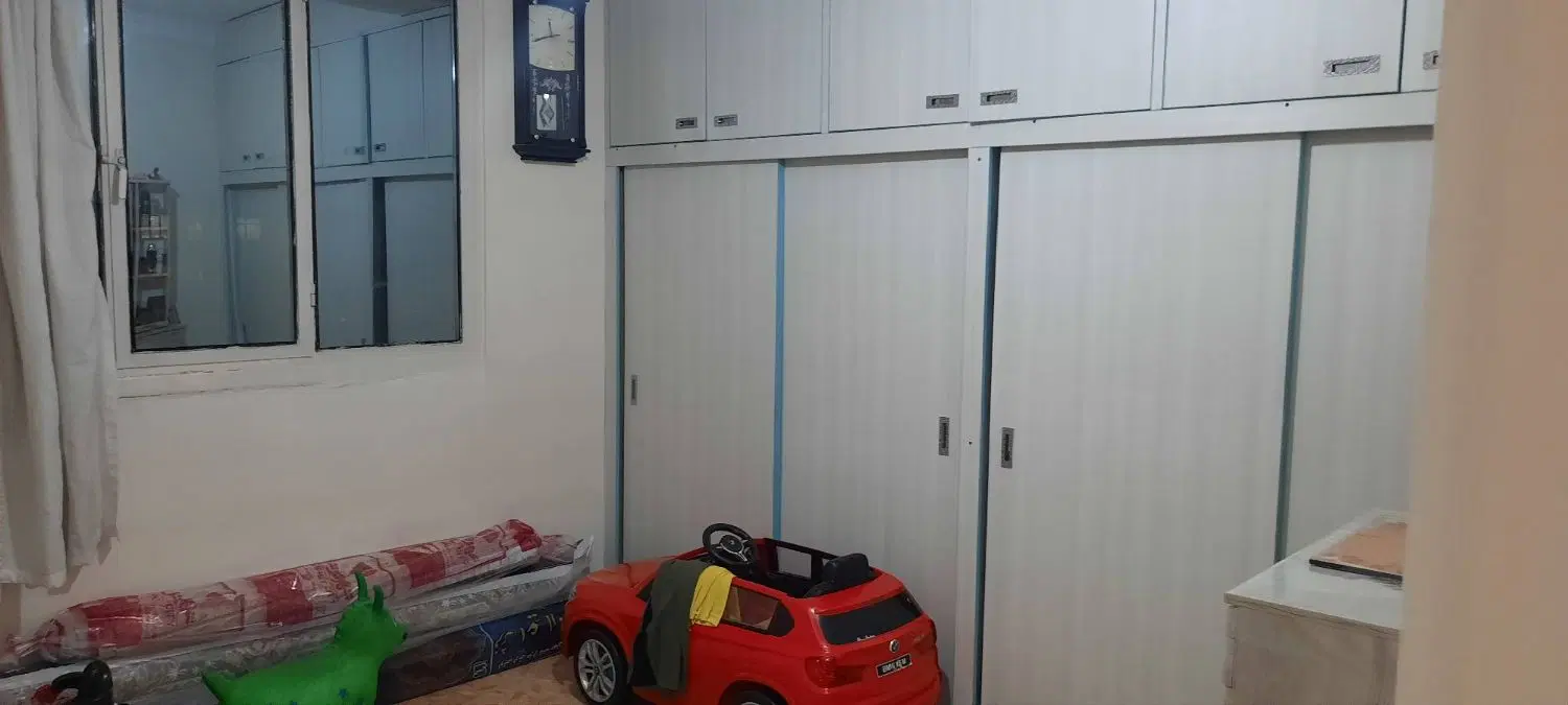 ۷۸ متر سنددار شهرک ابریشم بر جمهوری (دوکله)