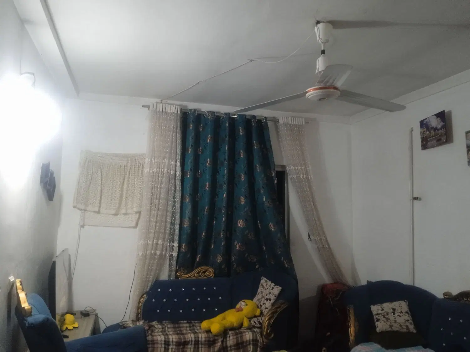 خونه آپارتمانی چهل و چهار واحدی