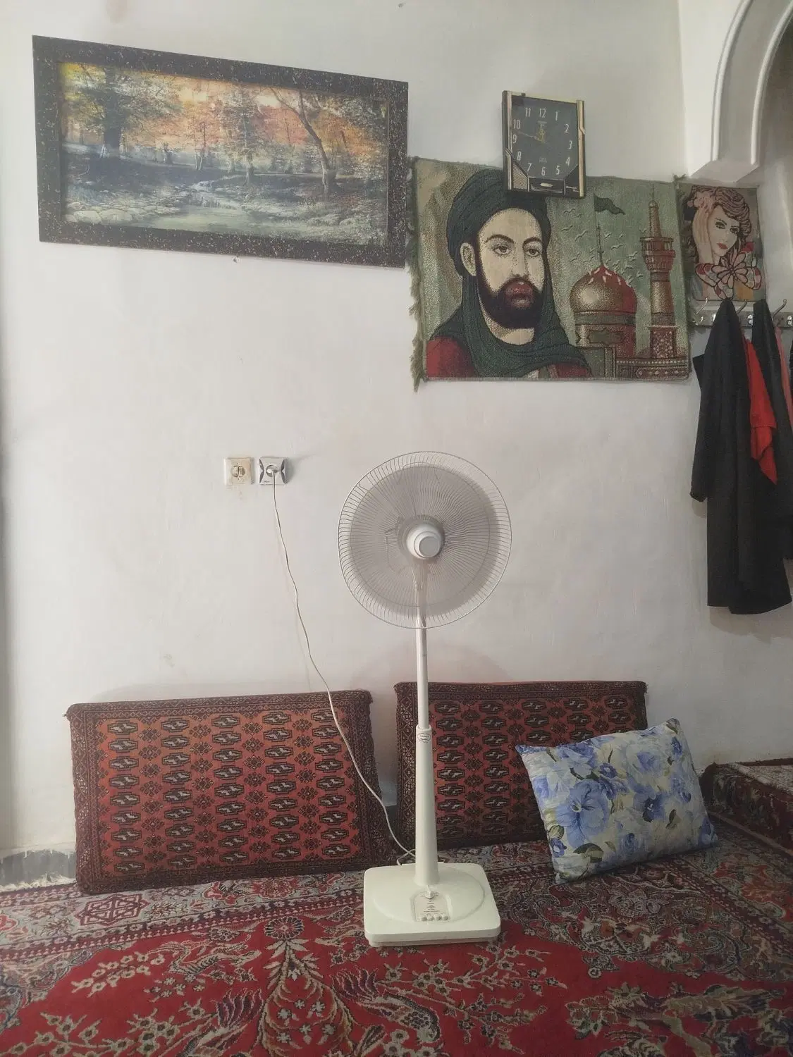 فروش خانه۶۰متری طبقه همکف برخیابان اصلی