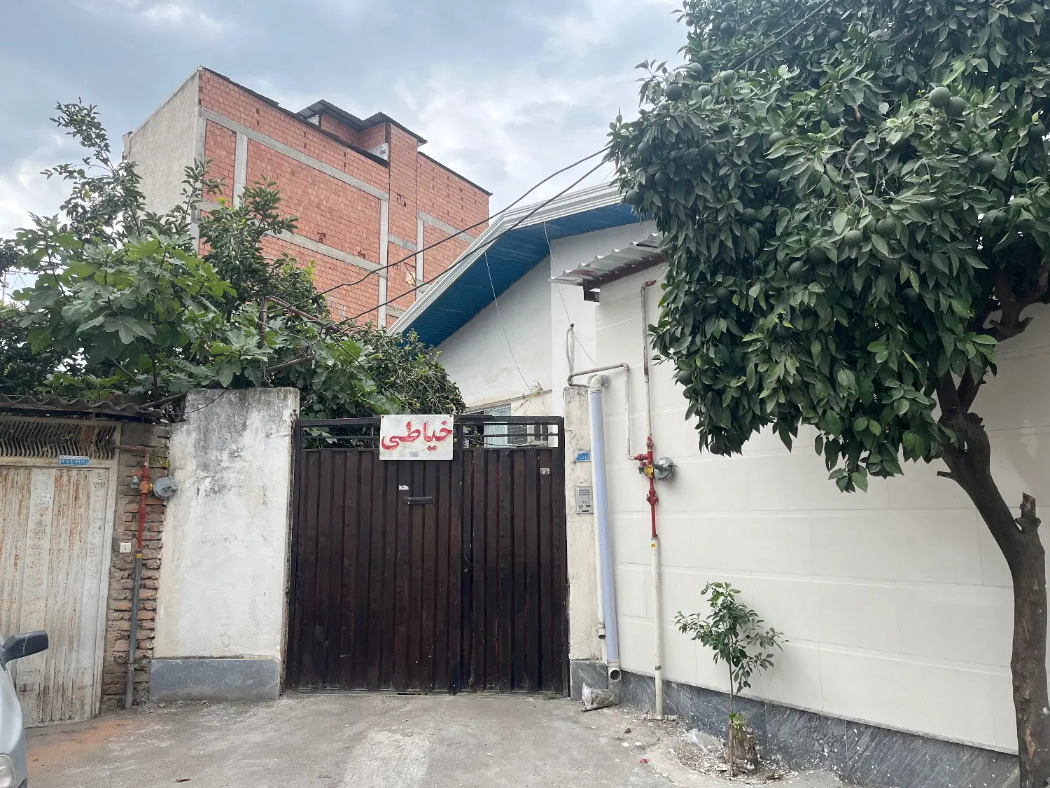 خانه کلنگی واقع در کمربندی غربی