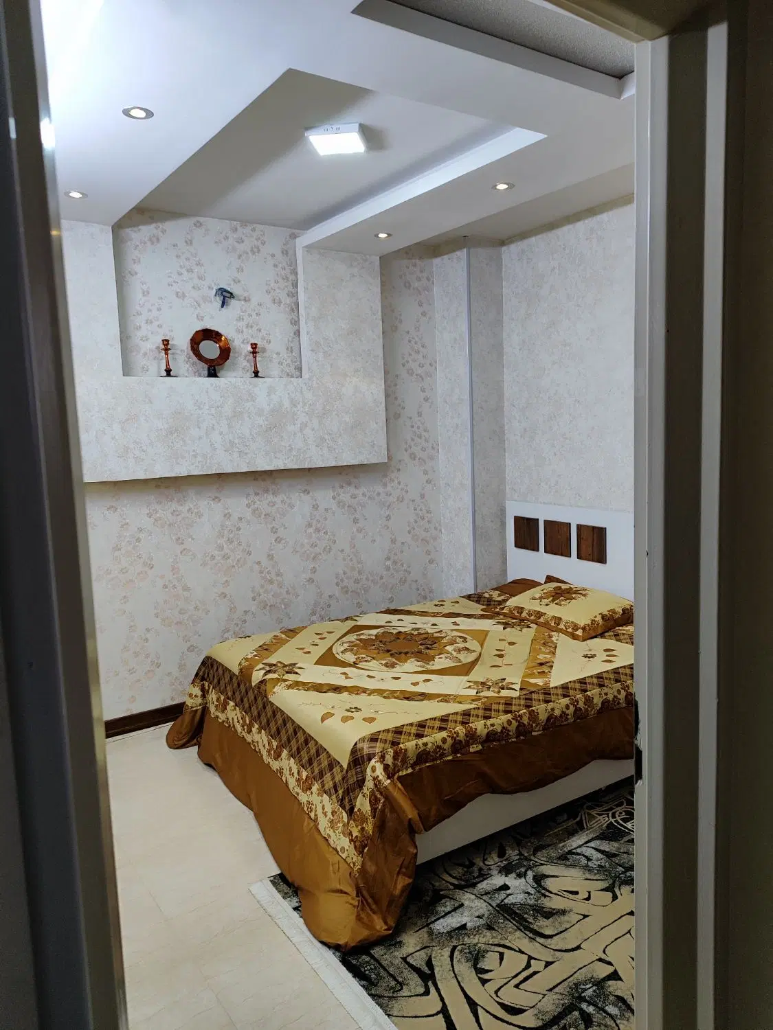 اجاره اپارتمان ۱۲۰ متری دوخوابه  میرزاطاهر