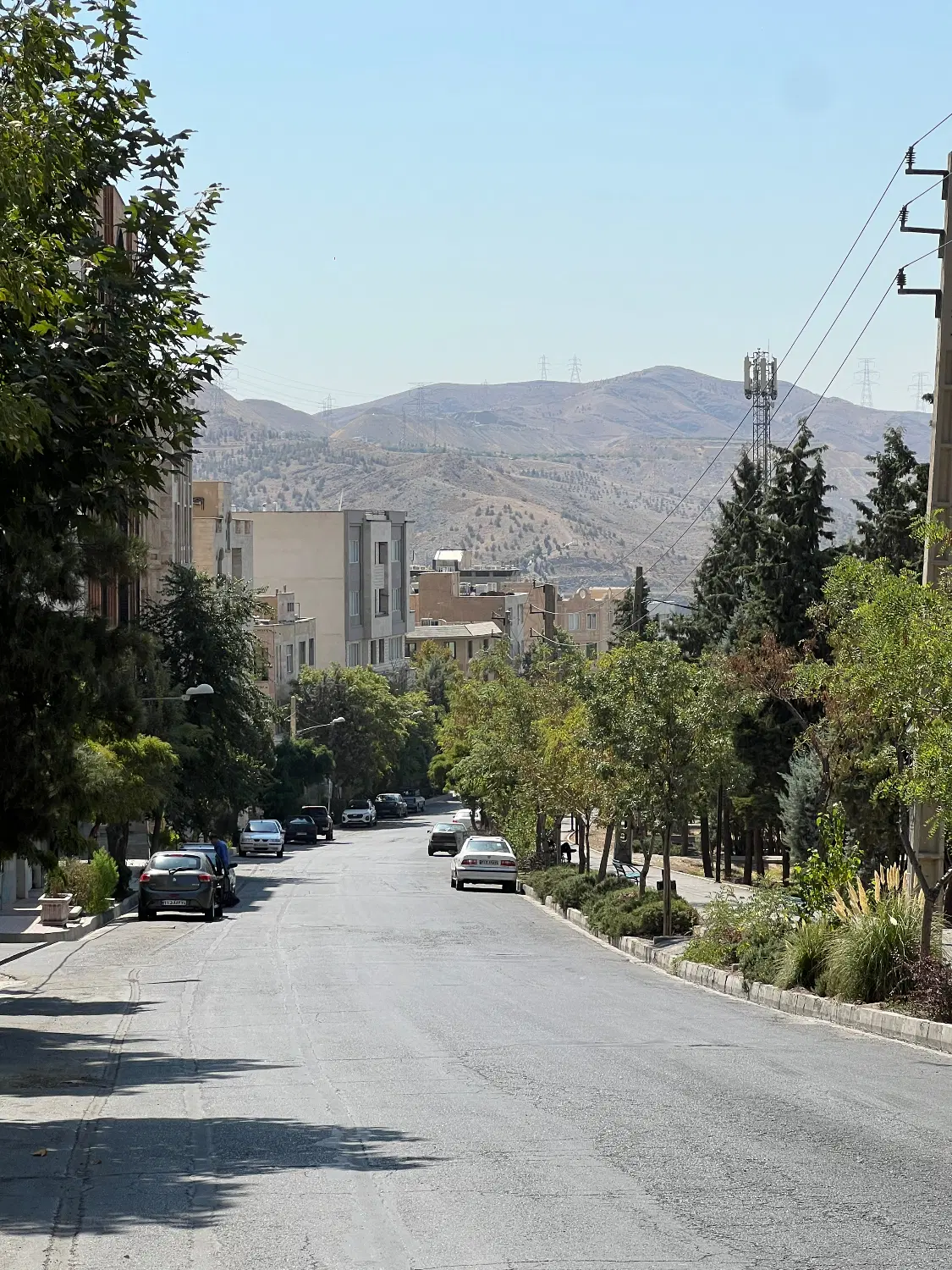 ۱۰۲ متر آپارتمان دوخوابه ، طبقه اول ، جنوبی